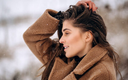 Cheveux : Les meilleures astuces pour les protéger du froid de l’hiver ! 2 cheveux